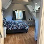 1394 Bed & Breakfast 3*