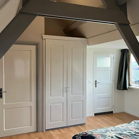 1394 Bed and breakfast