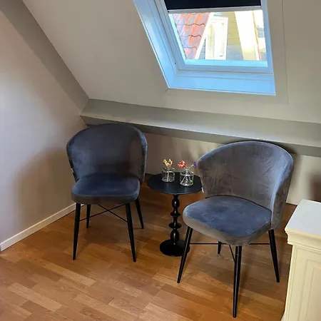 فندق مبيت وإفطار 1394 3*