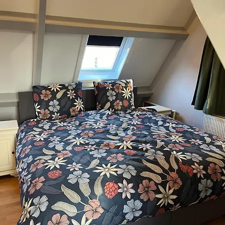 1394 Bed and breakfast 3*