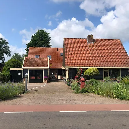 Bed and breakfast 1394