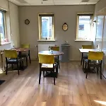 1394 Bed & Breakfast 3*
